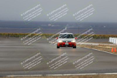 media/Nov-16-2025-CalClub SCCA (Sun) [[2975c16dfc]]/Group 1/Turn 1/